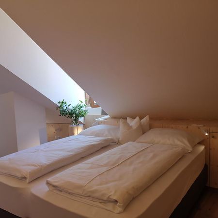 Ferienwohnung Ansitz Grustdorf Eppan an der Weinstraße Exterior foto