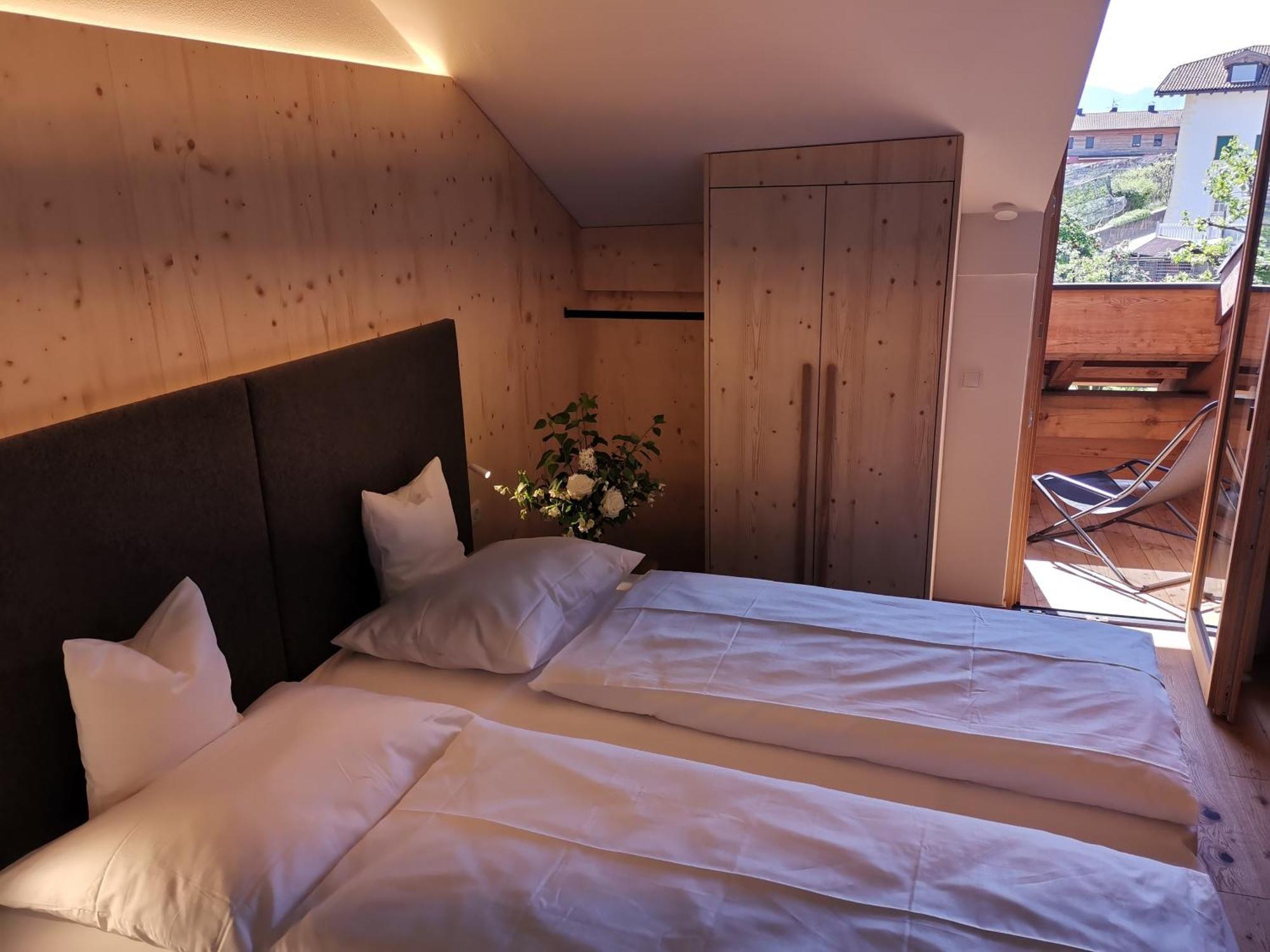 Ferienwohnung Ansitz Grustdorf Eppan an der Weinstraße Exterior foto